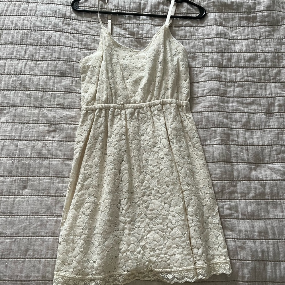 Very pretty lacy dress